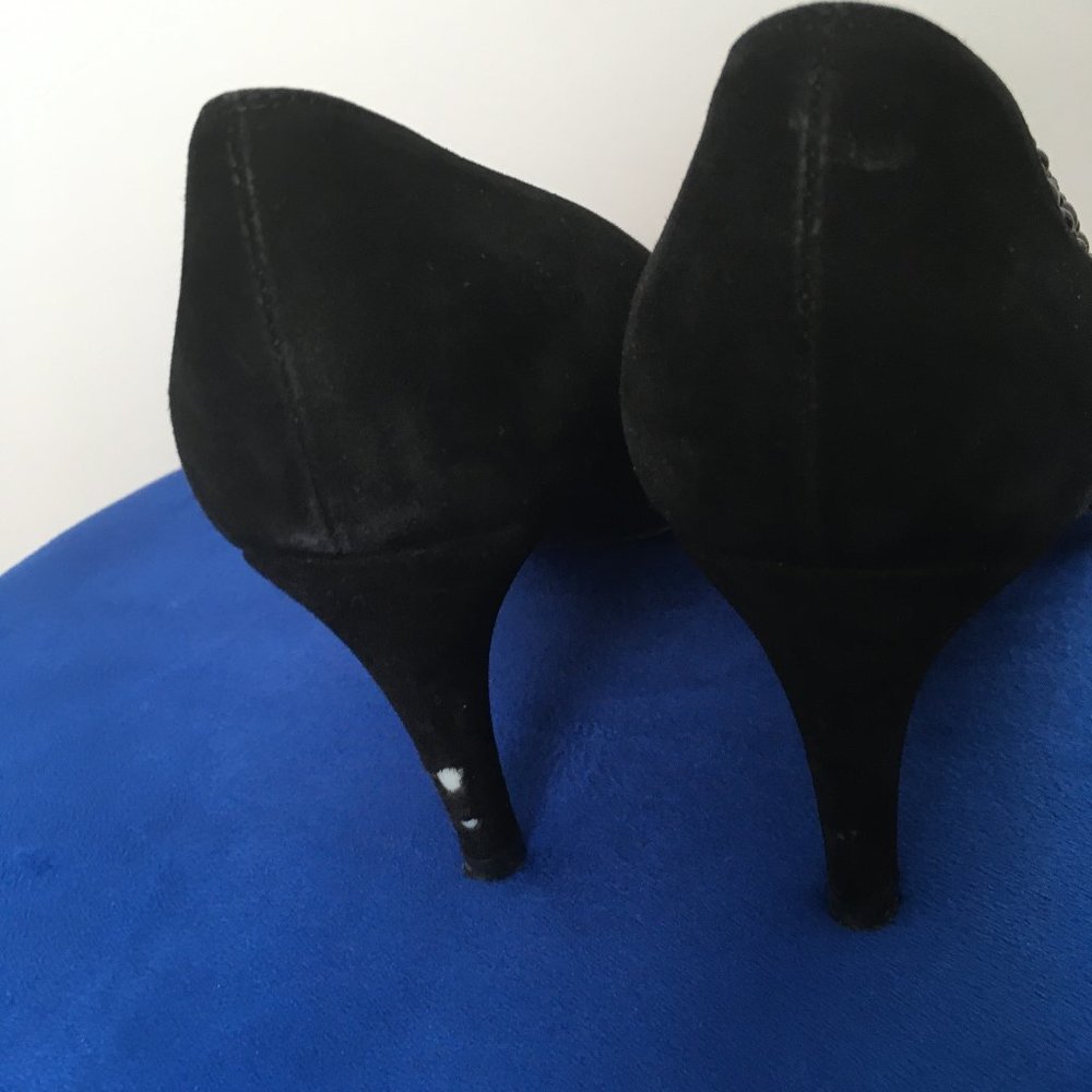 Stuart Weitzman Black Suede Pumps - Size 6 - Picture 4 of 7